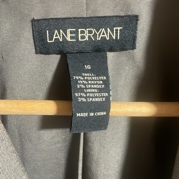 Lane Bryant Taupe Blazer Sz 16 - Picture 2 of 3